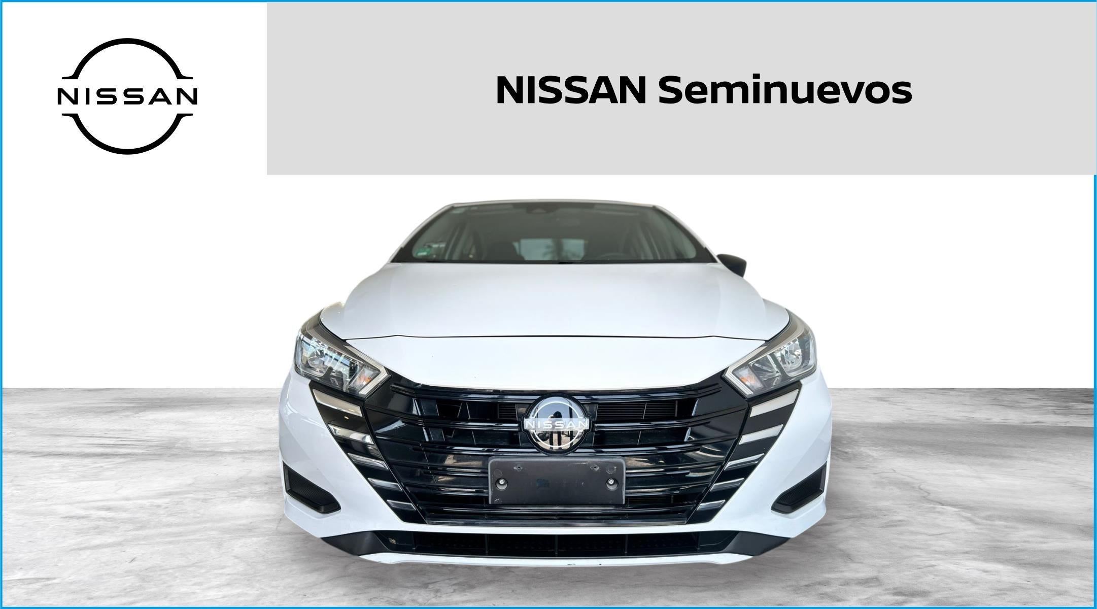 2024 Nissan Versa Base