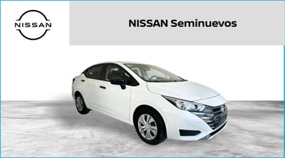2024 Nissan Versa Base
