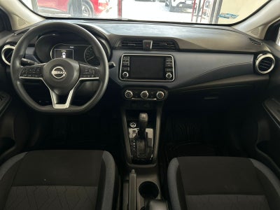 2023 Nissan Versa Base